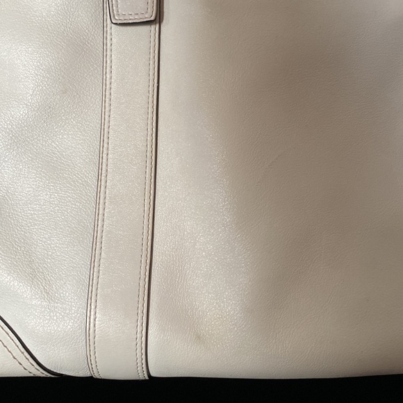 Coach creamy/white color leather diaper bag with 2 changing pads - Picture 3 of 15